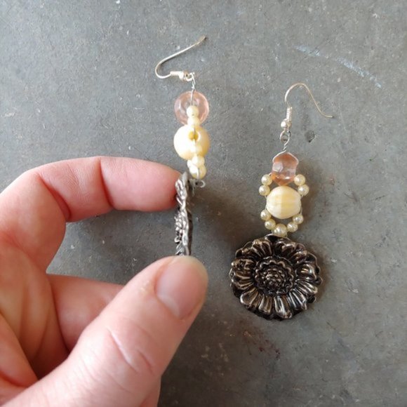 Handmade Earrings Silver Metal Flower and Pearl Bead Recycled Repurposed - Picture 4 of 6